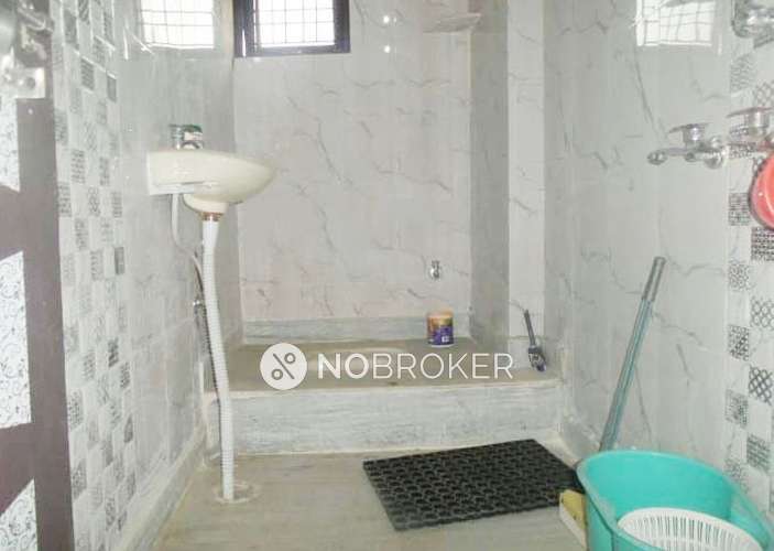 2 BHK Flat In Om Apartment For Sale  In Dwarka