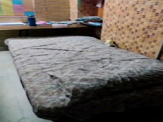 2 BHK Flat for Rent  In Karol Bagh 