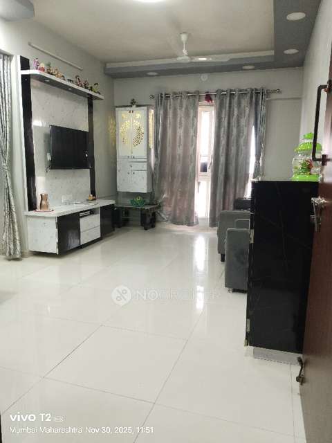 2 BHK Flat In Vighnaharta Tagore Nagar Kaivalyadham Chsl For Sale  In Building No 10, Vighnaharta