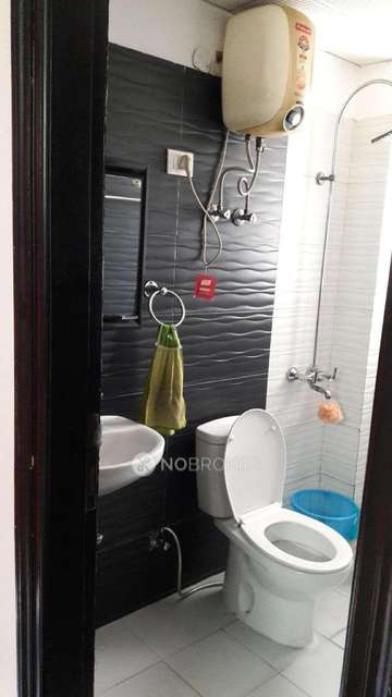 2 BHK Flat In Divyansh Pratham For Sale  In  Indirapuram