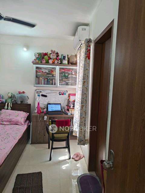 2 BHK Flat In Vis For Sale  In Ambegaon Budruk