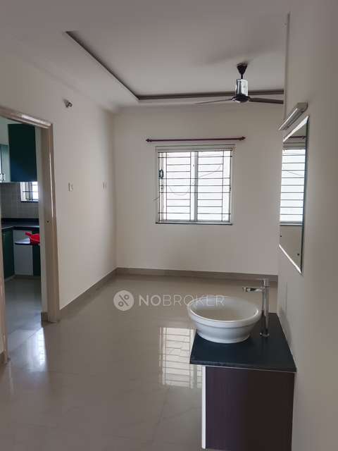 2 BHK Flat In Bsr Gln Residency For Sale  In Chromepet