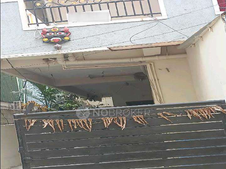 1 BHK Flat for Rent  In Madhapur