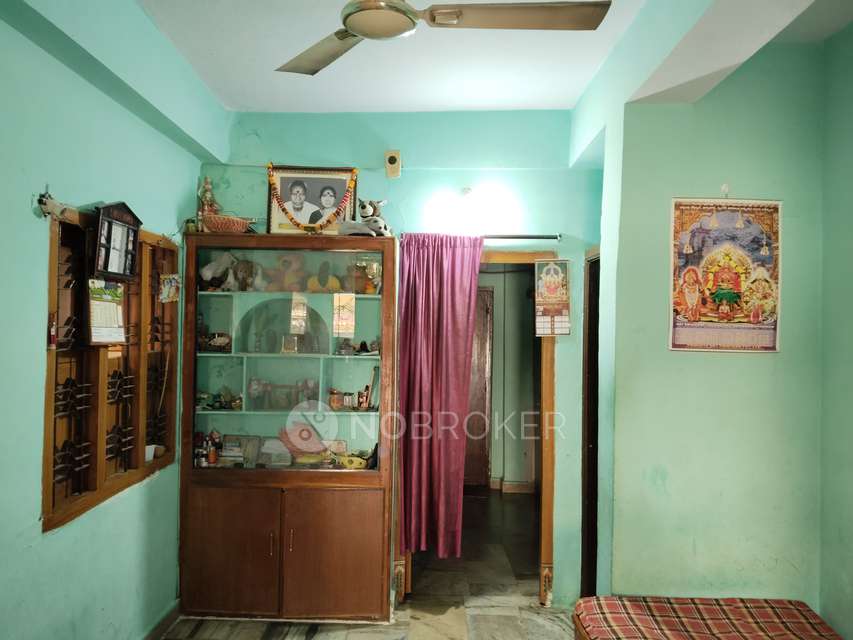 2 BHK Flat In Yamini Nivas For Sale  In Tilaknagar