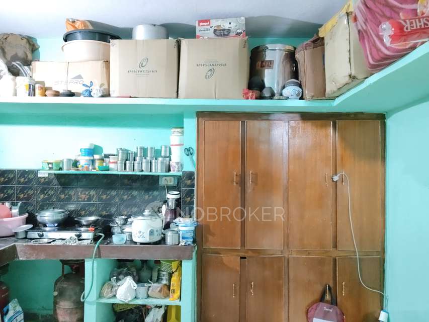 2 BHK Flat In Yamini Nivas For Sale  In Tilaknagar