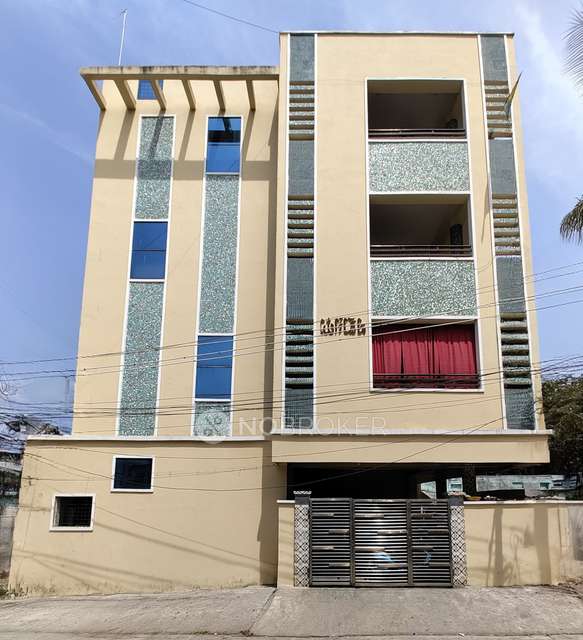 4+ BHK Flat For Sale  In Moula Ali