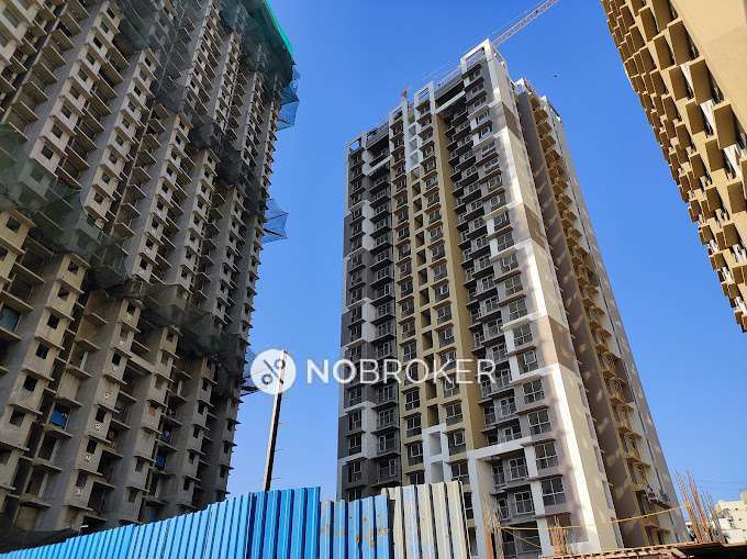 Shared Room for Male In 1 BHK  In Sangita Apartment In Dahisar East