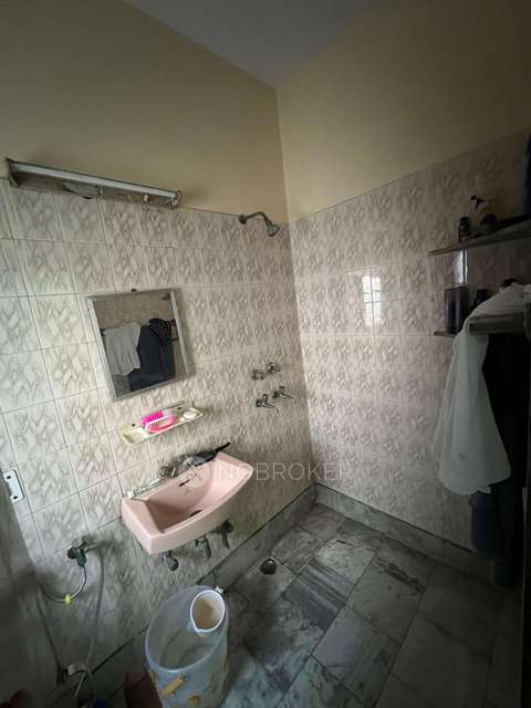 3 BHK Flat In Mausam Apartments For Sale  In Pitampura