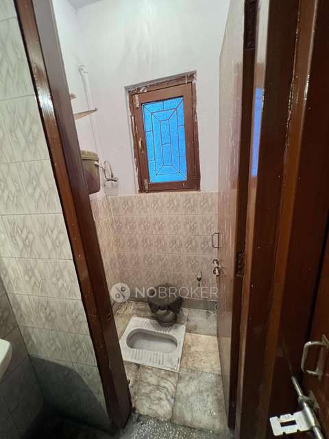 3 BHK Flat In Mausam Apartments For Sale  In Pitampura