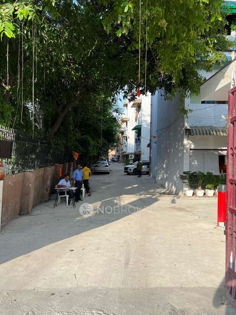 3 BHK Flat In Mausam Apartments For Sale  In Pitampura