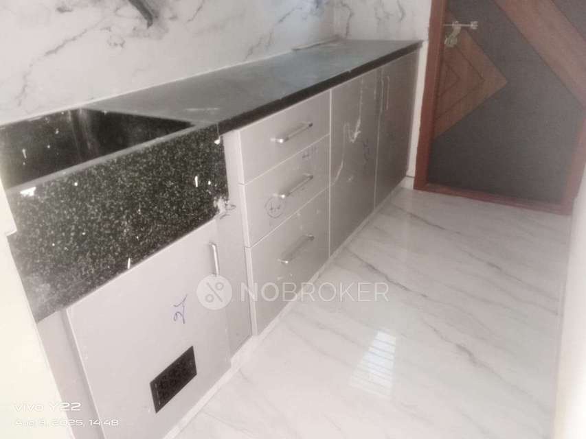 4+ BHK House For Sale  In Huskur Gate