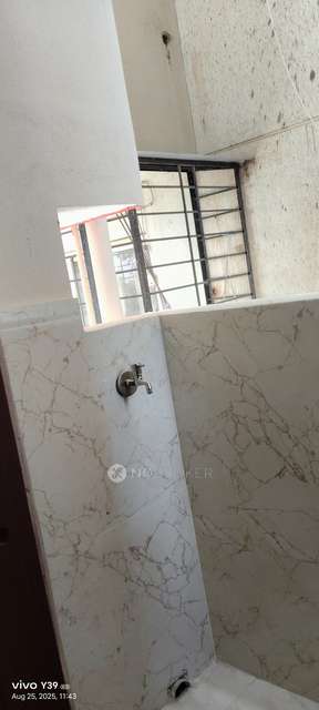 4+ BHK House For Sale  In Huskur Gate