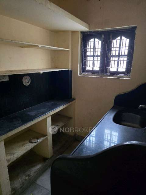 4+ BHK Flat For Sale  In Amberpet