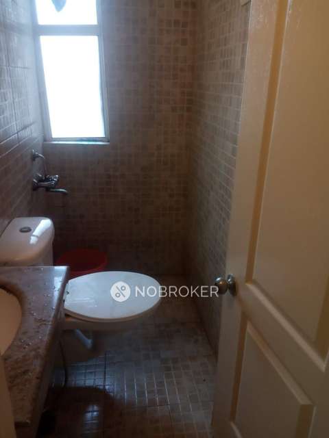 2 BHK Flat In Paras Tierea For Sale  In Sector 137