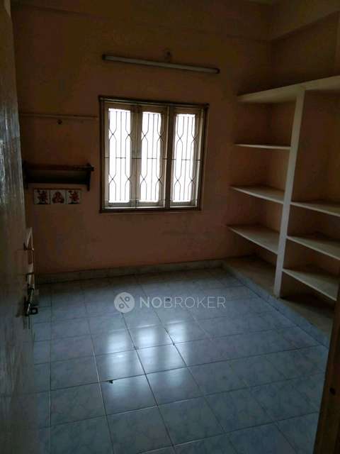 2 BHK Flat In Sri Kalki Gardens For Sale  In Madeenaguda