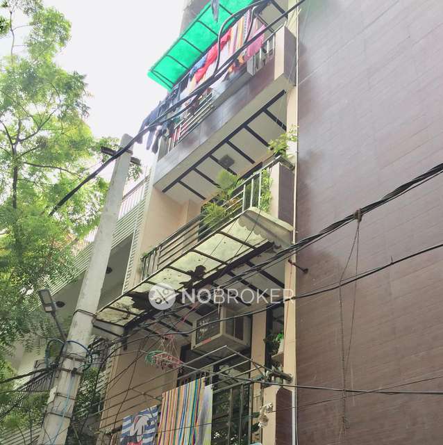 3 BHK Flat In Sb For Sale  In Sawan Park, Ashok Vihar