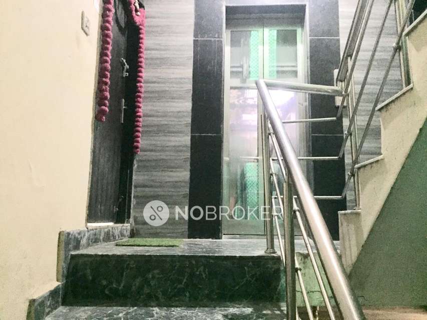 3 BHK Flat In Sb For Sale  In Sawan Park, Ashok Vihar