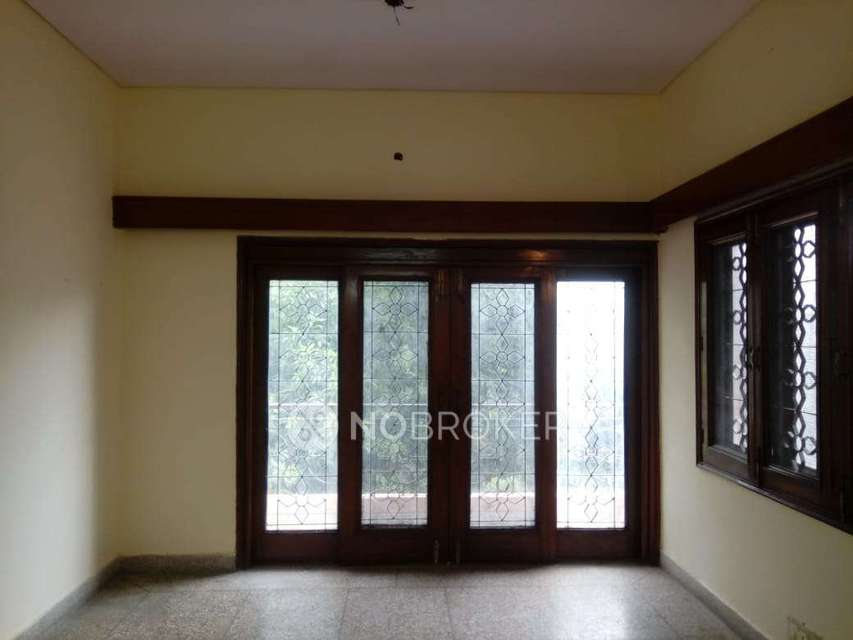 1 BHK House for Rent  In Janakpuri