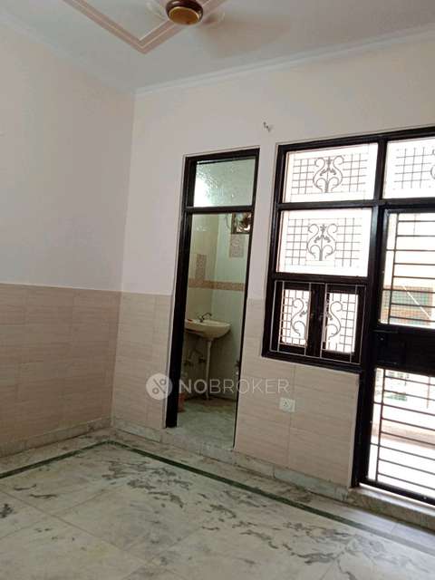 2 BHK Flat In Standalone Building  For Sale  In Tilak Nagar