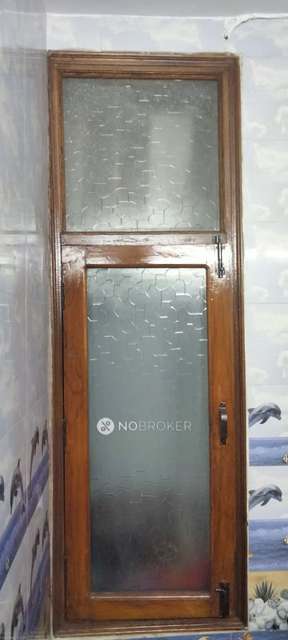 2 BHK Flat In Sb For Sale  In Shakurpur