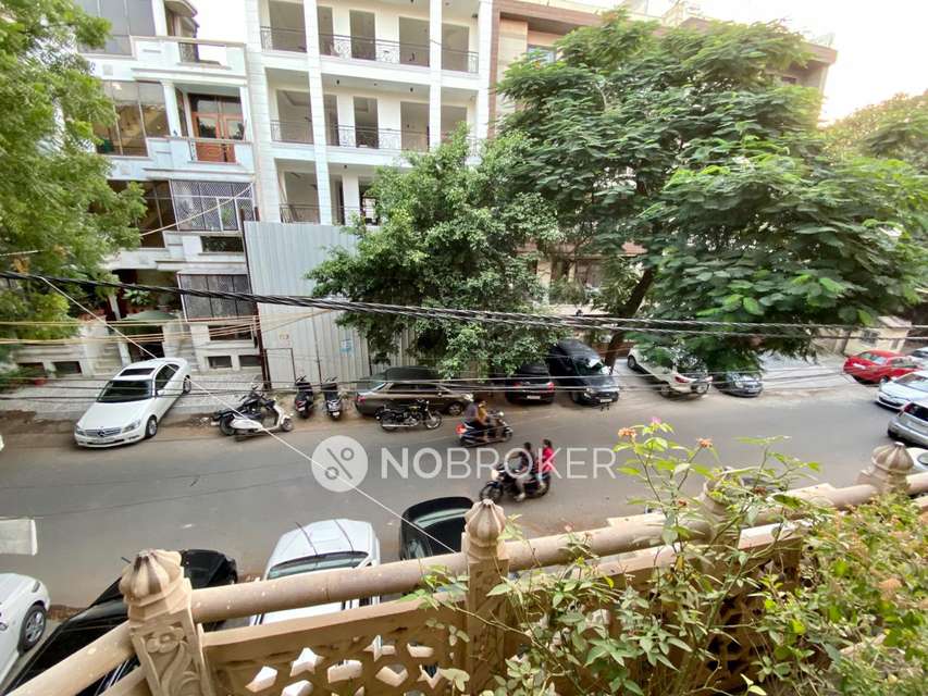 3 BHK Flat For Sale  In Patel Nagar