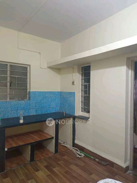 Shared Room for Female In 1 BHK  In Indraprastha Apartment In 2, Maruti Mandir Rd, Navnath Colony, Hadapsar Gaon, Hadapsar, Pune, Maharashtra 411028, India