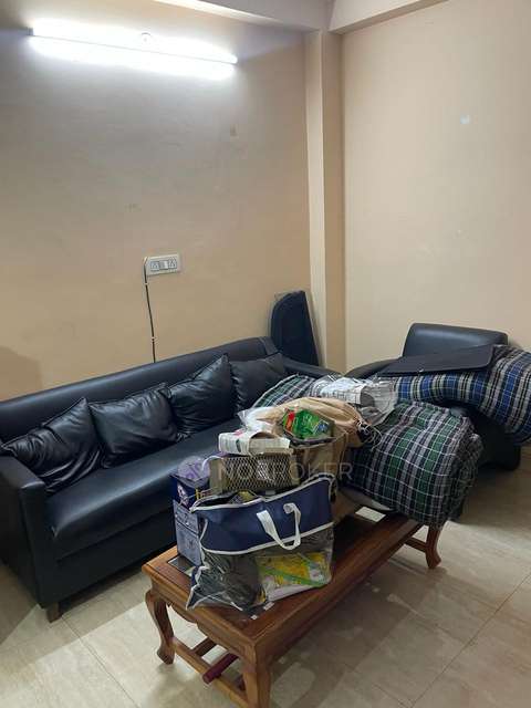 2 BHK Flat for Rent  In Sector 43