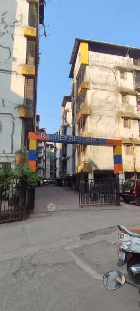 2 BHK Flat In Radhey Residency Chsl , Phase 1 For Sale  In Vichumbe