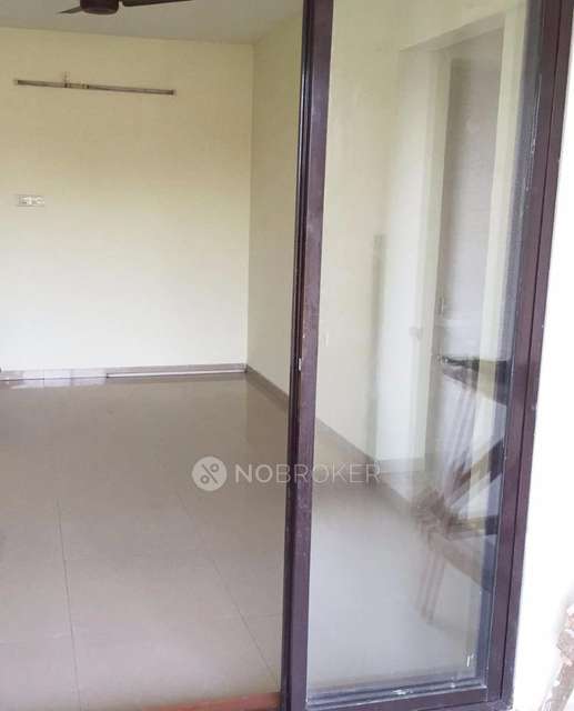 2 BHK Flat In Radhey Residency Chsl , Phase 1 For Sale  In Vichumbe