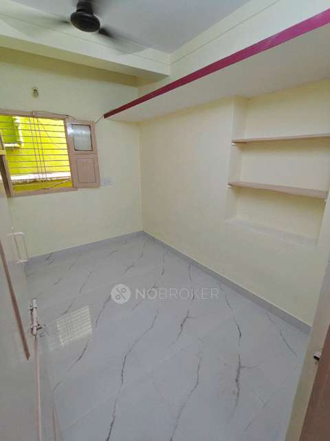1 BHK Flat In Sb for Rent  In Ramachandrapuram Cloth Market
