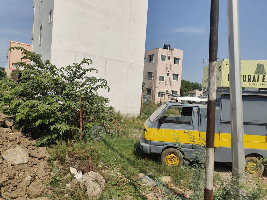 Plot For Sale  In Thoraipakkam