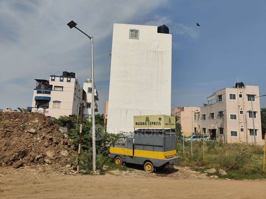 Plot For Sale  In Thoraipakkam