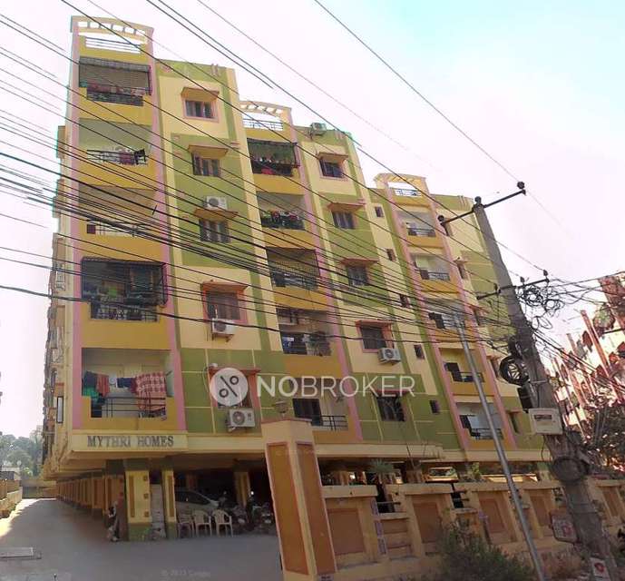 3 BHK Flat In Mythri Residency for Rent  In Madeenaguda