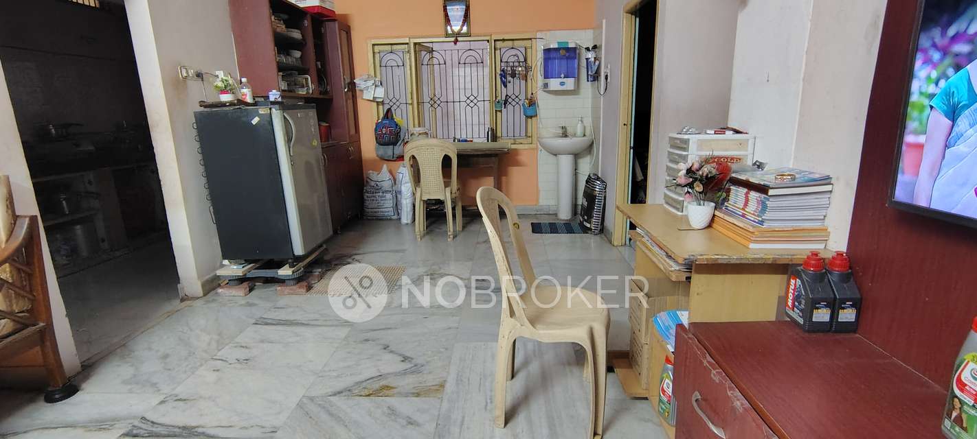 2 BHK Flat In Sai Sanjana Apartment For Sale  In Bowenpally