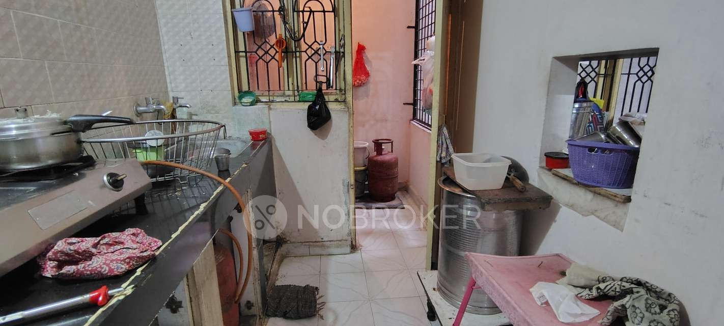 2 BHK Flat In Sai Sanjana Apartment For Sale  In Bowenpally