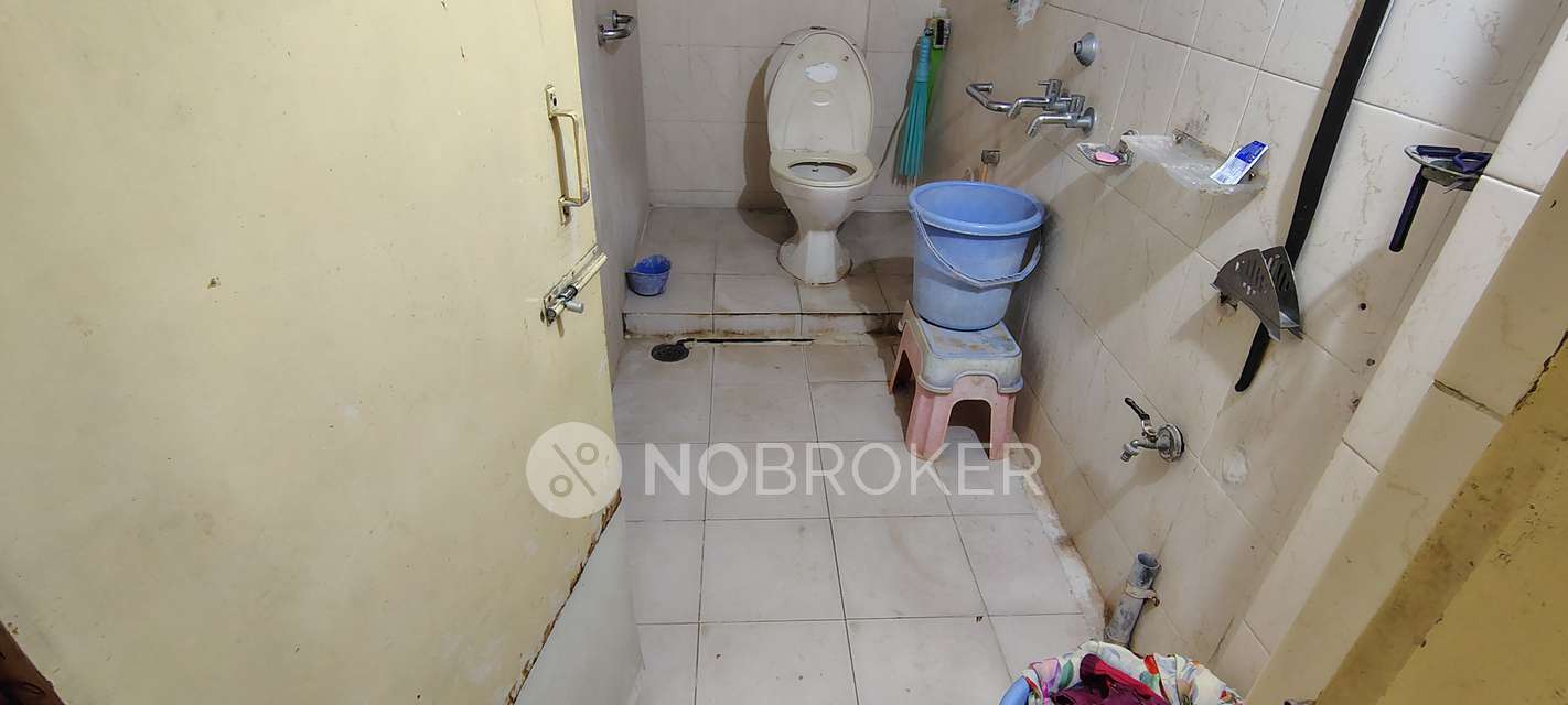 2 BHK Flat In Sai Sanjana Apartment For Sale  In Bowenpally