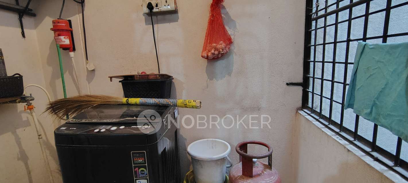 2 BHK Flat In Sai Sanjana Apartment For Sale  In Bowenpally