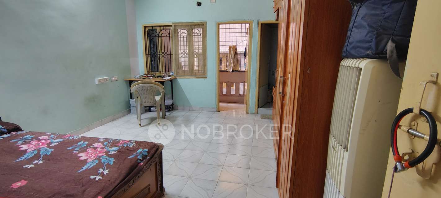 2 BHK Flat In Sai Sanjana Apartment For Sale  In Bowenpally