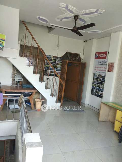 3 BHK Flat For Sale  In Moti Nagar