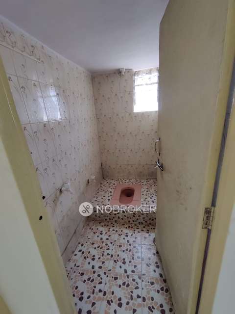 1 RK Flat In Standalone Building  for Rent  In Hadapsar