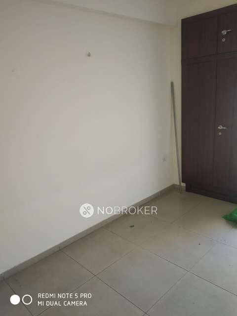 3 BHK Flat In Gulshan Vivante for Rent  In Sector-137