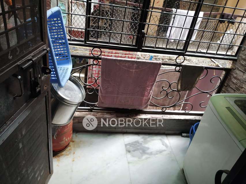 2 BHK Flat In Apartment For Sale  In  Hari Nagar