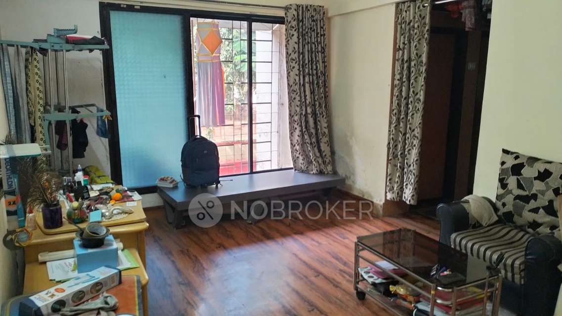 1 BHK Flat In Aarti Apartment for Rent  In Kandivali West