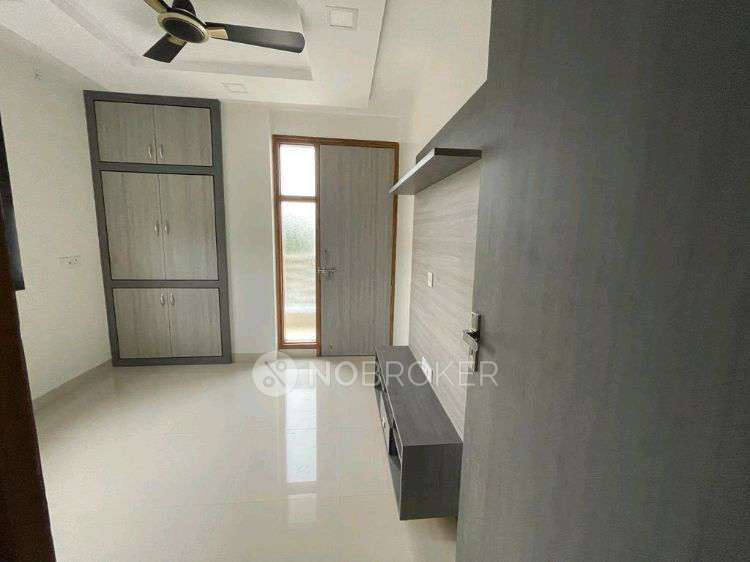 2 BHK House for Rent  In 50, B3 Rd, Pocket 3, Sector 16, Rohini, Delhi, 110089, India