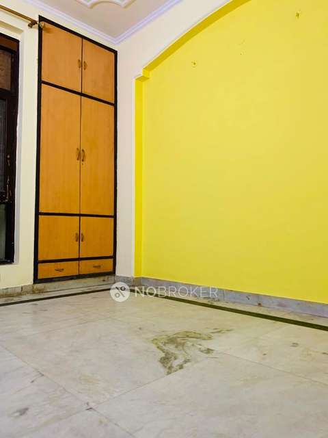 2 BHK Flat In Apartment  for Rent  In Surajpur