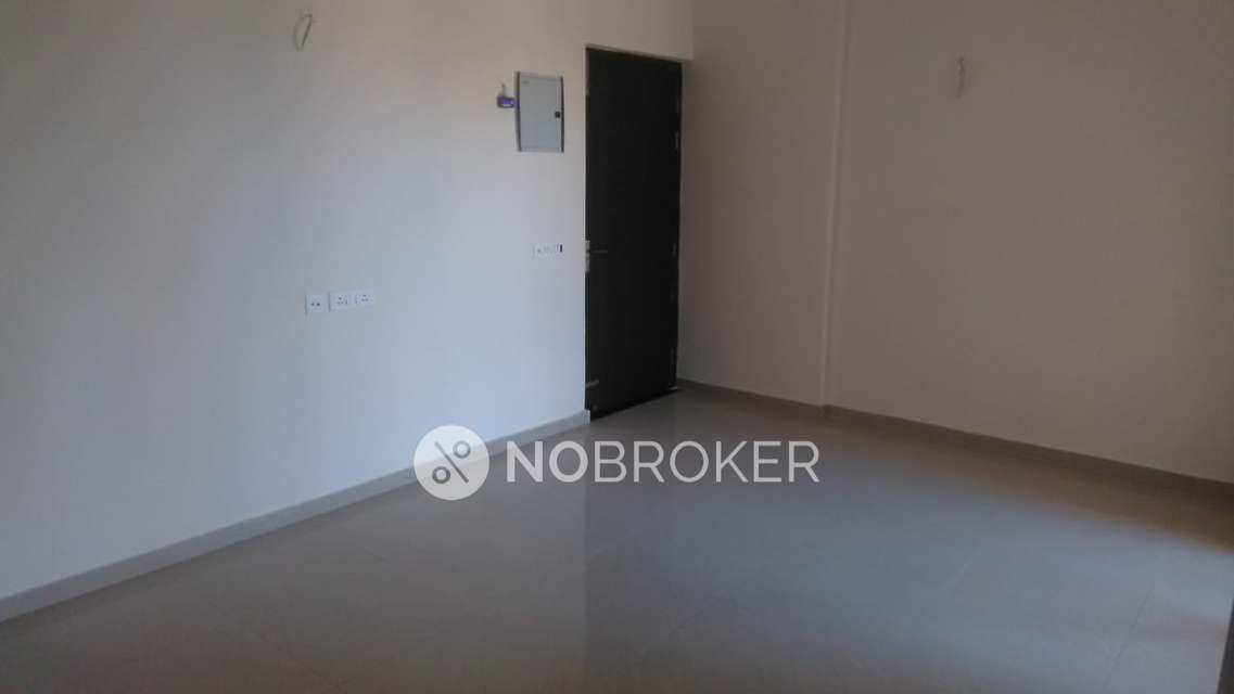 2 BHK Flat In Land Craft Golf Links Apartment for Rent  In Golflinks Road