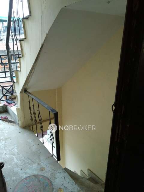 1 BHK Flat In Standalone Building  For Sale  In Rohini