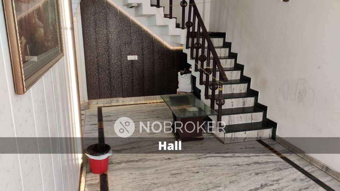 Independent House East of Kailash Rent WITHOUT BROKERAGE Semi