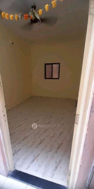 1 RK Flat In Gitai Niwas Shejwal Park for Rent  In Kharadi