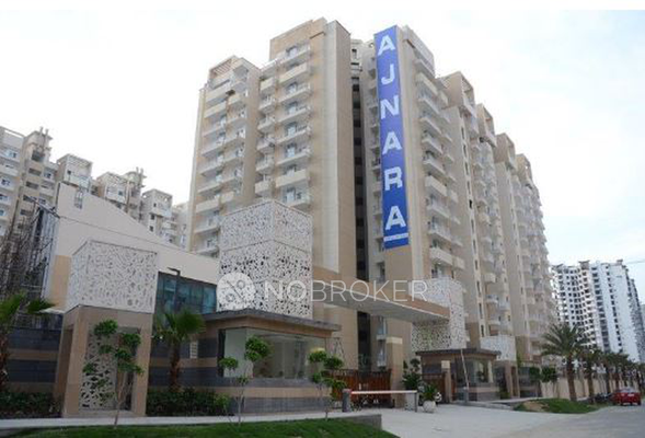 2 BHK Flat In Ajnara Daffodil For Sale In Sector137